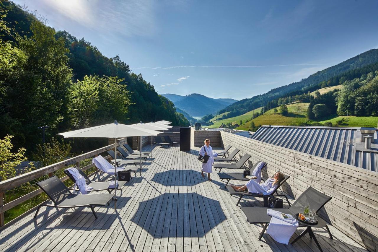 Elzland Hotel Pfauen Wellness & Spa Elzach Exterior foto